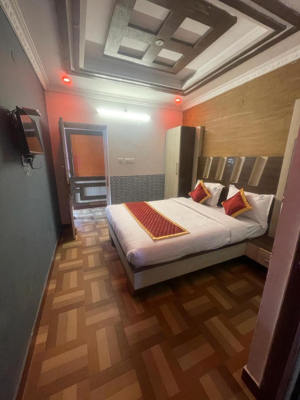 Ooty Vpr Residency Hotel Exterior photo