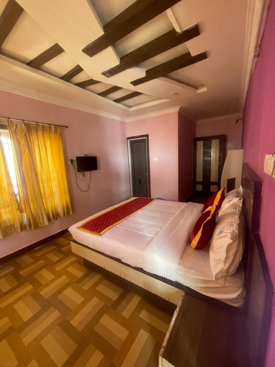 Ooty Vpr Residency Hotel Exterior photo